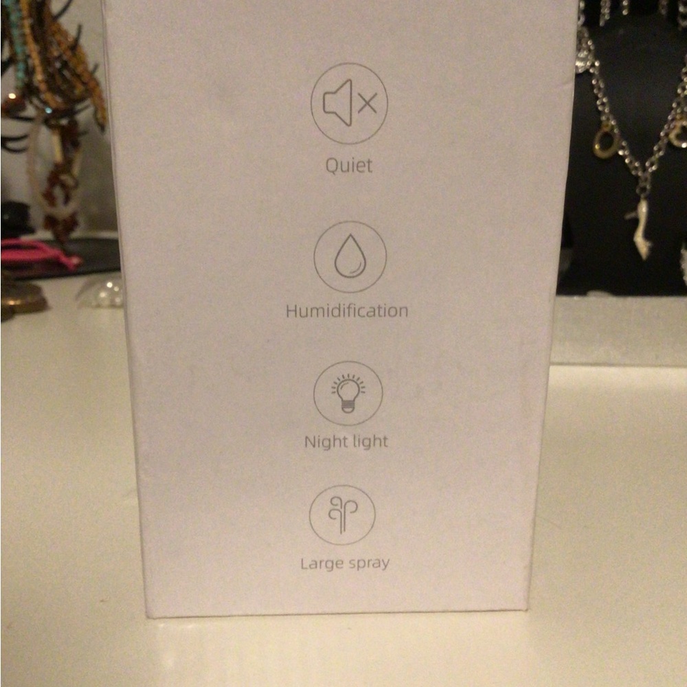 Beauty Mini Humidifier/ Aroma diffuser. - Picture 4 of 5